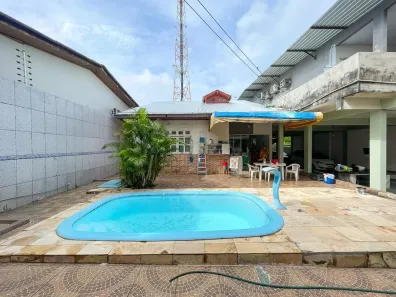 Casa com 8 Quartos à venda, 510m² no Flores, Manaus