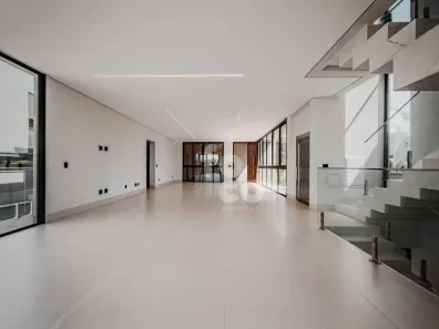 Casa de Condomínio com 4 Quartos à venda, 439m² no Morada da Colina, Uberlândia