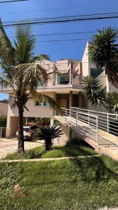 Casa de Condomínio com 4 Quartos à venda, 700m² no Arujázinho I, II e III, Arujá
