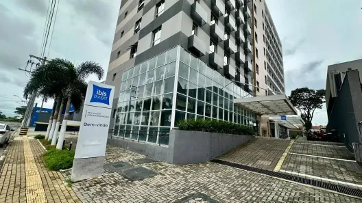 Sala Comercial para alugar, 2125m² no Bela Vista, Pindamonhangaba