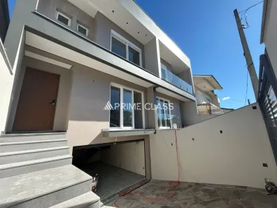 Sobrado com 3 Quartos à venda, 300m² no Marechal Rondon, Canoas