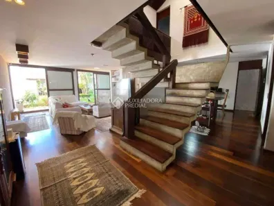 Casa com 5 Quartos à venda, 400m² no Santa Maria, São Caetano do Sul