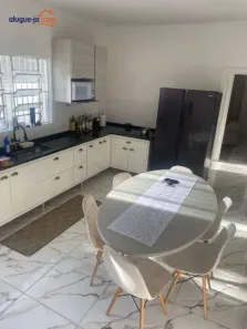 Casa com 2 Quartos à venda, 127m² no Jardim Califórnia, Jacareí