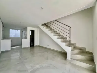 Casa com 2 Quartos à venda, 112m² no Planalto, Belo Horizonte