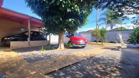 Casa com 4 Quartos à venda, 300m² no Setor Centro Oeste, Goiânia