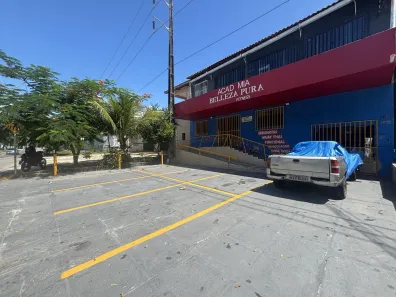 Imóvel Comercial com 3 Quartos para alugar, 300m² no Cidade 2000, Fortaleza
