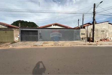 Casa com 3 Quartos à venda, 223m² no Loteamento Panorama, Araguaína