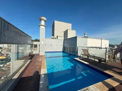 Apartamento com 2 Quartos para alugar, 80m² no Centro, Itajaí