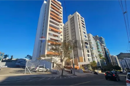 Apartamento com 3 Quartos para alugar, 118m² no Estrela Sul, Juiz de Fora
