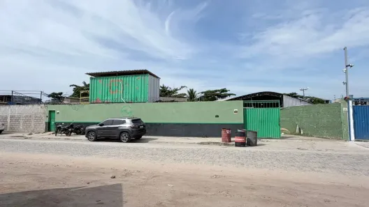 Galpão/Depósito/Armazém com 2 Quartos para alugar, 300m² no Botafogo, Macaé