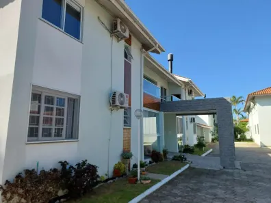 Apartamento com 3 Quartos para alugar, 70m² no Canasvieiras, Florianópolis