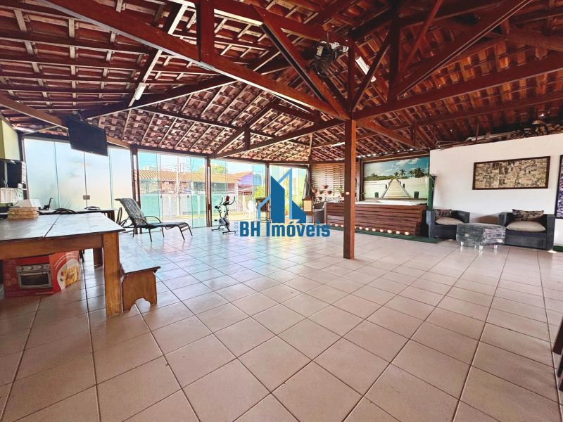 Casa com 4 quartos — Conjunto Celso Machado, Belo Horizonte