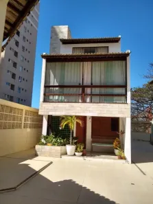 Casa com 5 Quartos à venda, 220m² no Jardim Armação, Salvador
