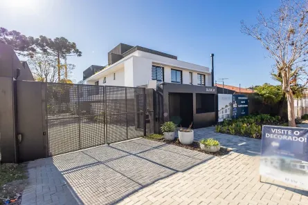 Casa com 3 Quartos à venda, 158m² no Guabirotuba, Curitiba