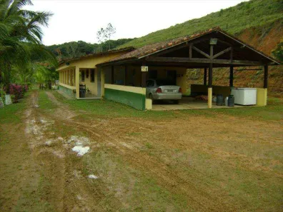 Fazenda/Sítio com 4 Quartos à venda, 685m² no Centro, Sete Barras