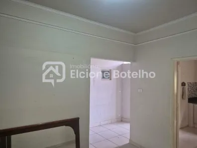 Imóvel Comercial com 4 Quartos para alugar, 270m² no Cazeca, Uberlândia