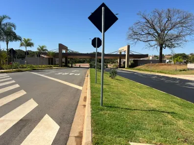 Lote/Terreno à venda, 287m² no Parqville Quaresmeira, Trindade