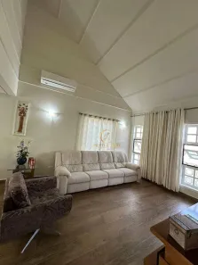 Sobrado com 4 Quartos à venda, 210m² no Cidade Jardim, Jacareí