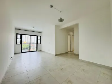Apartamento com 3 Quartos para alugar, 77m² no Parque Residencial Julia, São Paulo