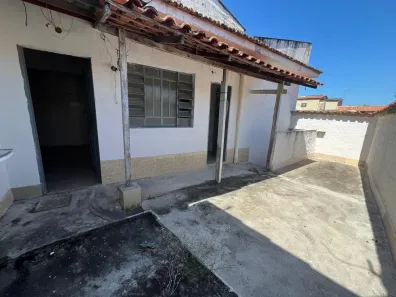 Casa com 1 Quarto para alugar, 30m² no Maria Paula, São Gonçalo