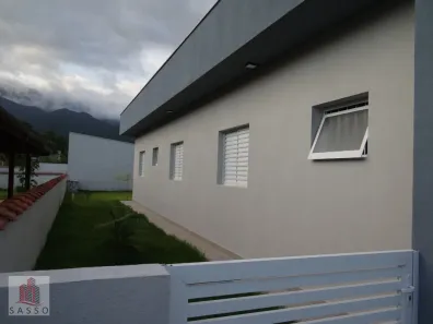 Casa de Condomínio com 3 Quartos à venda, 200m² no Indaiá, Caraguatatuba