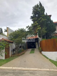 Casa de Condomínio com 5 Quartos para alugar, 380m² no Granja Viana, Cotia