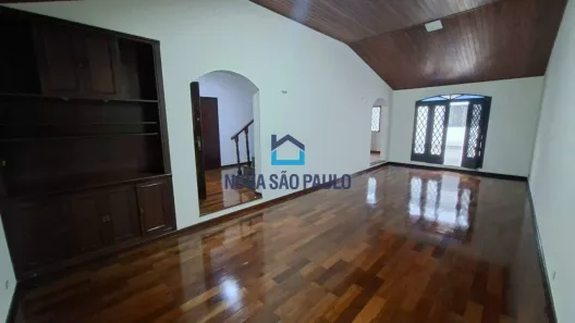 Casa com 3 Quartos para alugar, 262m² no Planalto Paulista, São Paulo
