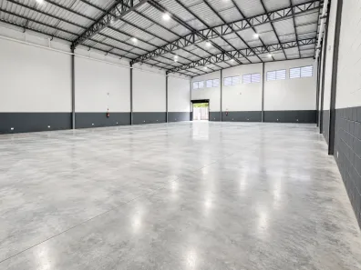 Galpão/Depósito/Armazém para alugar, 656m² no Jardim Califórnia, Jacareí