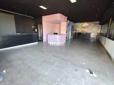 Ponto Comercial para alugar, 140m² no Nossa Senhora Aparecida, Uberlândia
