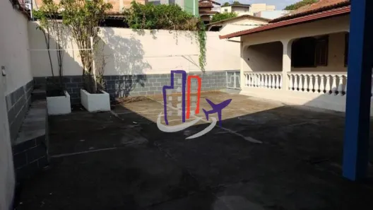 Casa com 3 Quartos à venda, 400m² no São Cristóvão, Betim