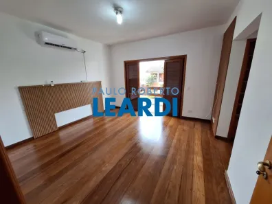 Casa de Condomínio com 4 Quartos para alugar, 388m² no Alphaville, Santana de Parnaíba