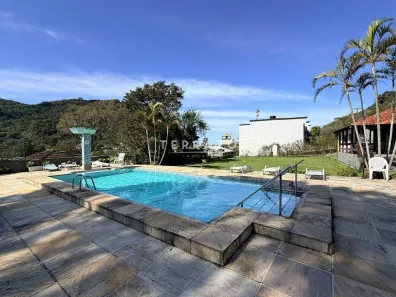 Casa de Condomínio com 2 Quartos à venda, 83m² no Soberbo, Teresópolis