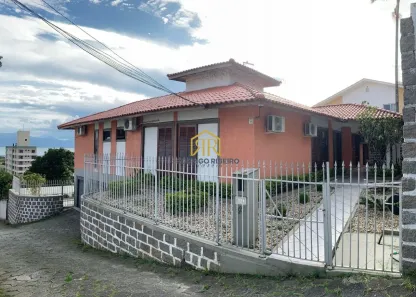 Casa com 4 Quartos à venda, 263m² no Saco dos Limões, Florianópolis