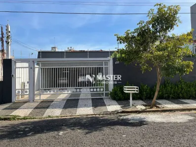 Casa com 4 Quartos à venda, 360m² no Jardim Maria Izabel, Marília