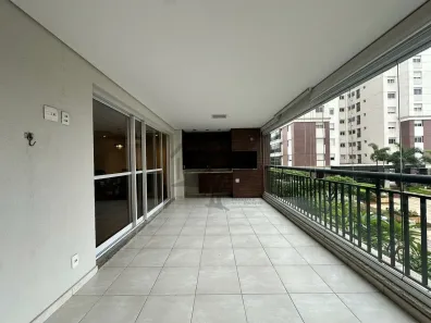 Apartamento com 3 Quartos para alugar, 168m² no Água Branca, São Paulo