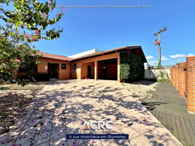 Sobrado com 5 Quartos para alugar, 379m² no Itoupava Norte, Blumenau