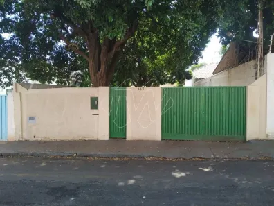 Casa com 4 Quartos à venda, 447m² no Centro, Araraquara