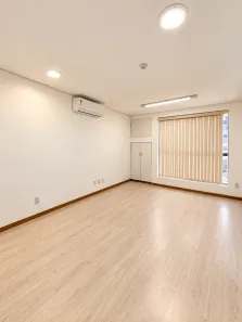 Sala Comercial à venda, 27m² no Caminho das Árvores, Salvador