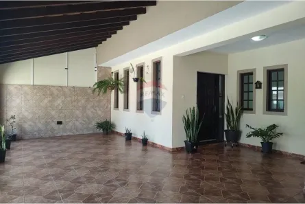 Casa com 5 Quartos à venda, 300m² no Jardim Maria do Carmo, Sorocaba