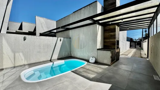 Casa com 3 Quartos para alugar, 69m² no 598, Guaratuba