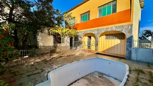 Casa com 4 Quartos à venda, 142m² no Santa Catarina, Juiz de Fora