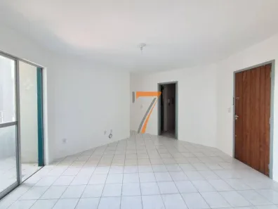 Apartamento com 3 Quartos para alugar, 74m² no Barreiros, São José