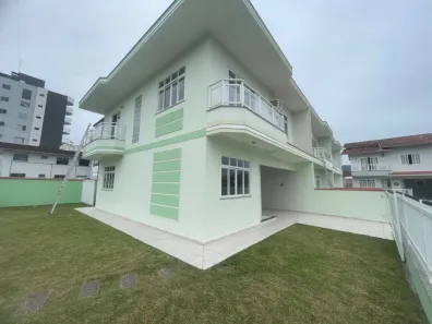 Casa com 3 Quartos para alugar, 135m² no Amizade, Jaraguá do Sul