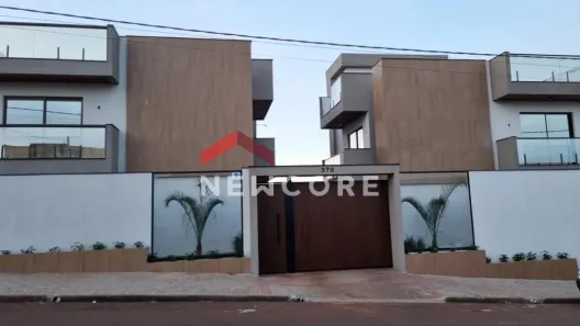 Sobrado com 3 Quartos à venda, 200m² no FAG, Cascavel