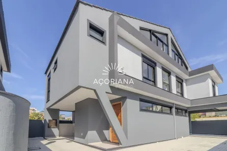 Casa com 4 Quartos à venda, 200m² no Pântano do Sul, Florianópolis