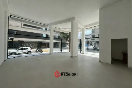 Sala Comercial para alugar, 101m² no Nações, Balneário Camboriú