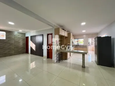 Sobrado com 3 Quartos para alugar, 140m² no Jardim Europa, Goiânia