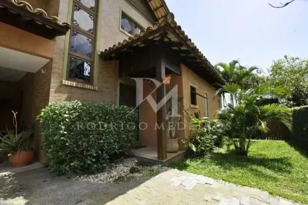 Casa com 3 Quartos à venda, 549m² no Lagoa da Conceição, Florianópolis