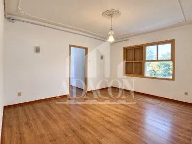 Apartamento com 3 Quartos para alugar, 70m² no Rio Branco, Porto Alegre