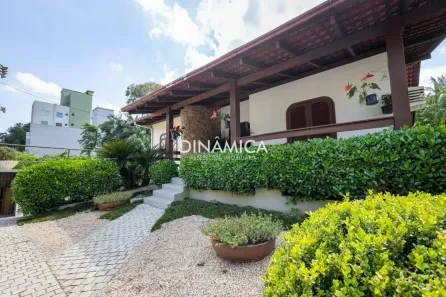 Casa com 5 Quartos à venda, 340m² no Ponta Aguda, Blumenau